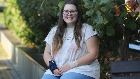 Amaresh Fernández, la joven que llevaba cinco años en lista de espera por una reducción de estómago