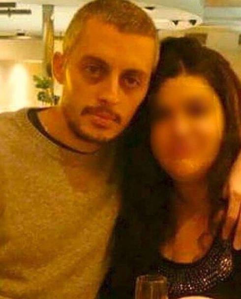 El yerno y la hija mayor del lenense Roberto Fernández. 