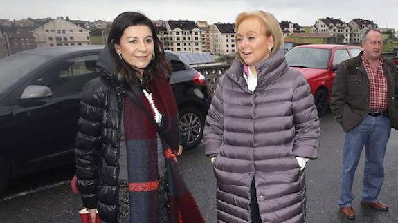 Carmen Maniega y Mercedes Ferández.