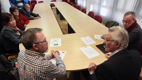 Antonio Trevín, durante la renión.
