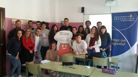 Participantes en la charla del Menéndez Pidal. 