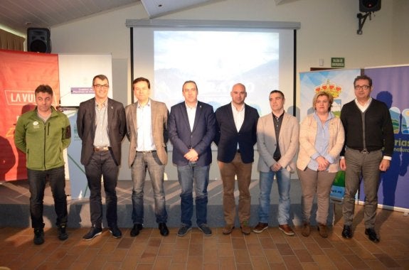 Tuero, Guillén, Blanco, Cueria, Martínez, Fernández, Díaz y González, en Campo de Caso. 