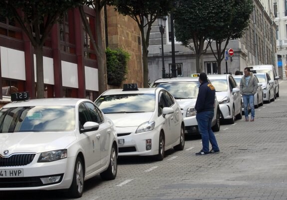 La parada de taxis de Alonso Quintanilla. 