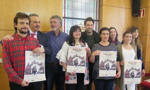 Presentación de las visitas en el Ayuntamiento de Carreño.
