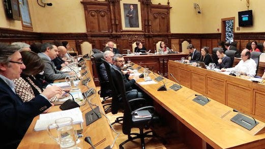 Una sesión plenaria del Ayuntamiento de Gijón.