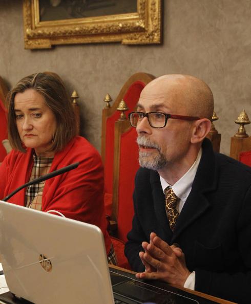 Alonso y Carrero, durante la conferencia en el Ridea. 