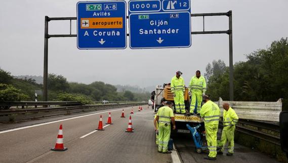 El delegado del Gobierno: «Si se hacen obras, porque se hacen, y si no se hacen, porque no se hacen»