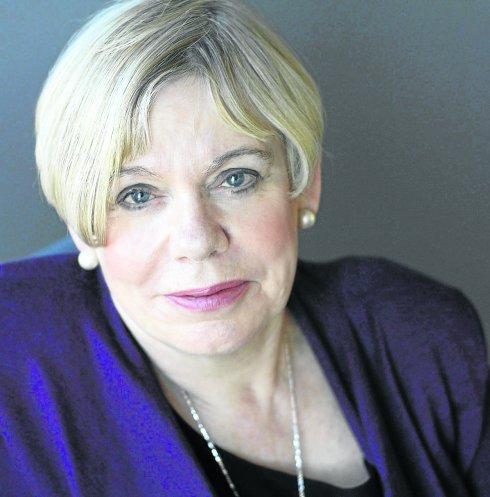 Karen Armstrong considera que las religiones han sido marginadas.