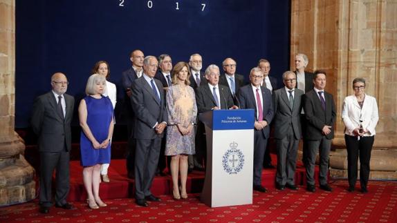 Jurado del Premio Princesa de Asturias de Investigación.