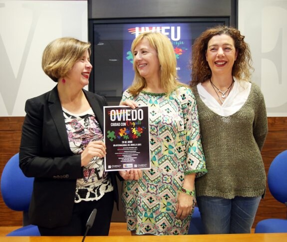 Ana Taboada, Marisa Ponga y Cristina Pontón. 