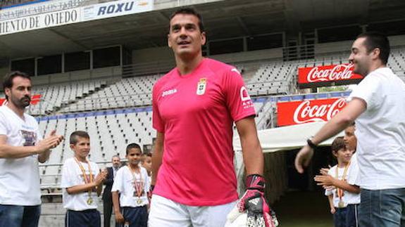 Esteban, el día de supresentación en el estadio Carlos Tartiere. 
