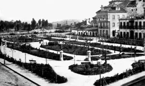 Antiguo paseo del Bombé (hoy parque del Muelle) de la villa natal de Rufino González-Nuevo. / ARCHIVO NARDO VILLABOY