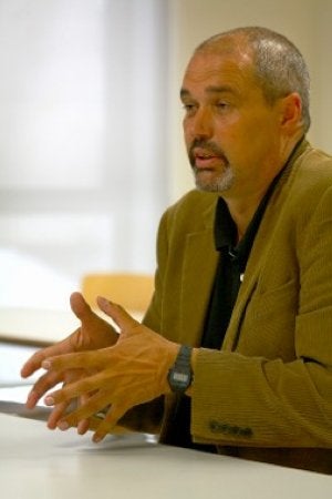 «Damos por perdida la guerra de la solidaridad antes de la batalla»