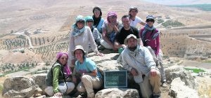 Equipo de arqueólogos en la excavación de Jordania, donde España lleva veinte años trabajando.