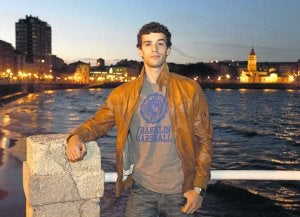 «Vamos a Cangas con un punto extra tras ganar al Bidasoa»