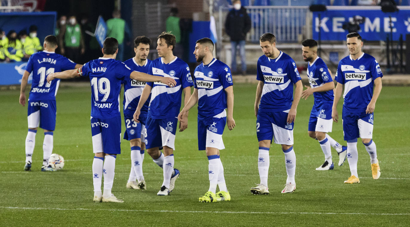 Fotos: Las fotos del Alavés - Valladolid