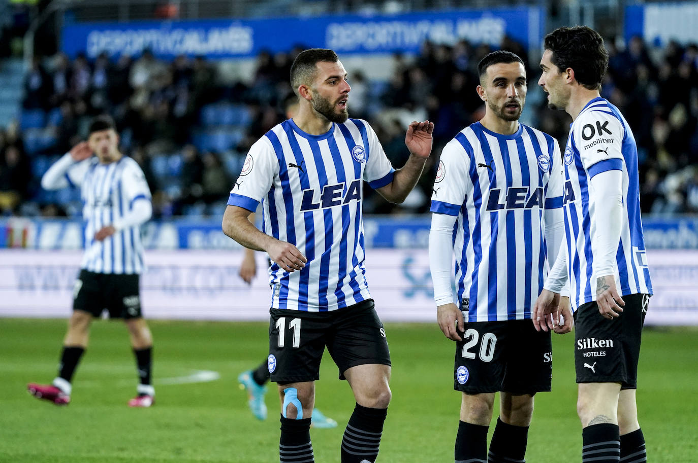 Fotos: Las imágenes del Alavés- Sevilla