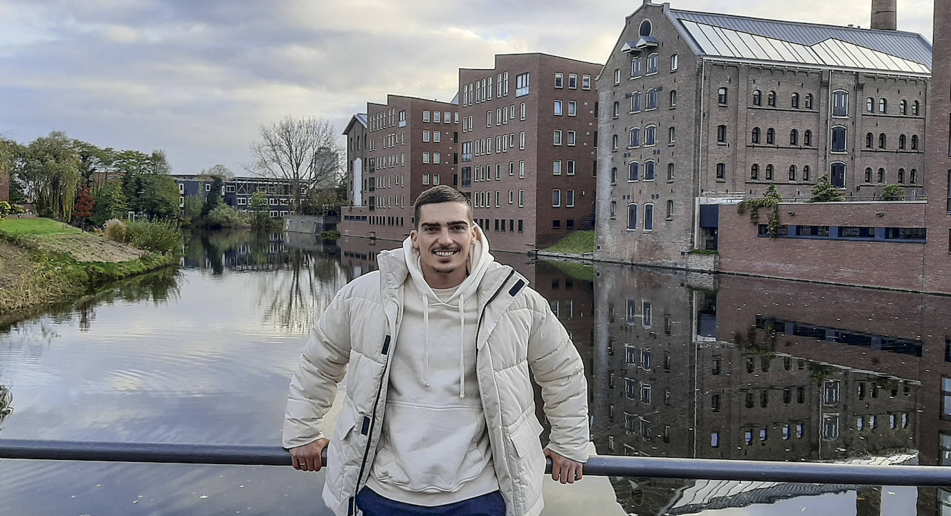Fotos: La nueva vida de Iñigo Córdoba en Holanda