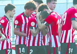 Los cachorros se adelantaron con gol de Izeta pero el Calahorra remontó con dos goles en seis minutos.