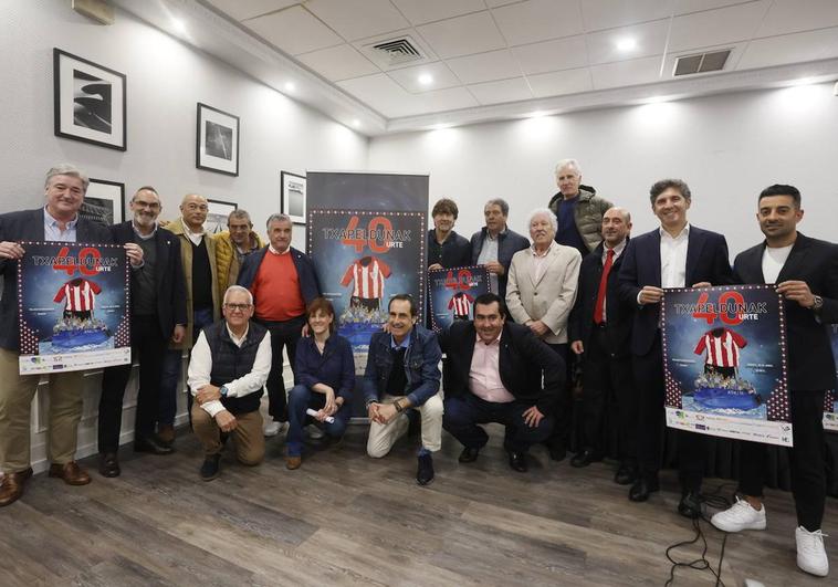 Un tributo popular a los últimos «héroes» del Athletic
