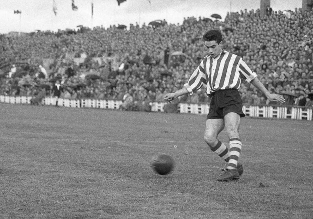 Fallece Miguel Echániz, exjugador del Athletic