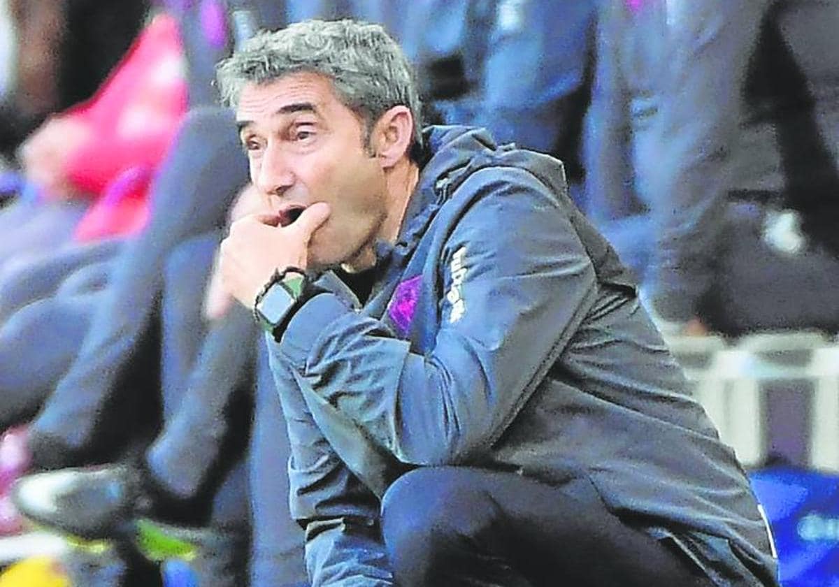 Valverde pide penalti de Fali a Nico: «Le da un codazo con el balón en juego»