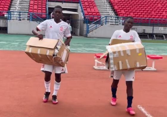 El bonito gesto del Athletic con unos jóvenes futbolistas de Guinea Ecuatorial