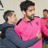 Los elogios de Valverde a Raúl García: «Ha sido un privilegio contar con él»