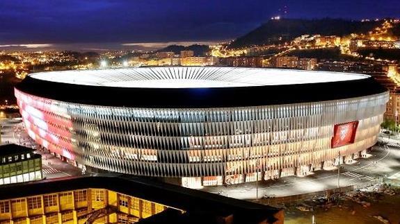 San Mamés se postula como uno de los estadios candidatos a acoger la final de Copa.