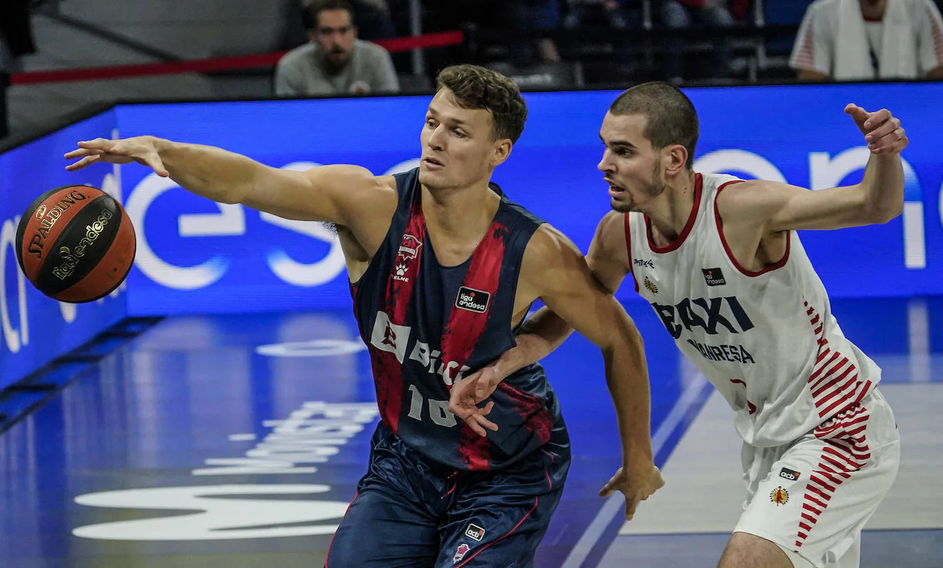 El Baskonia descarta a su pívot Wetzell