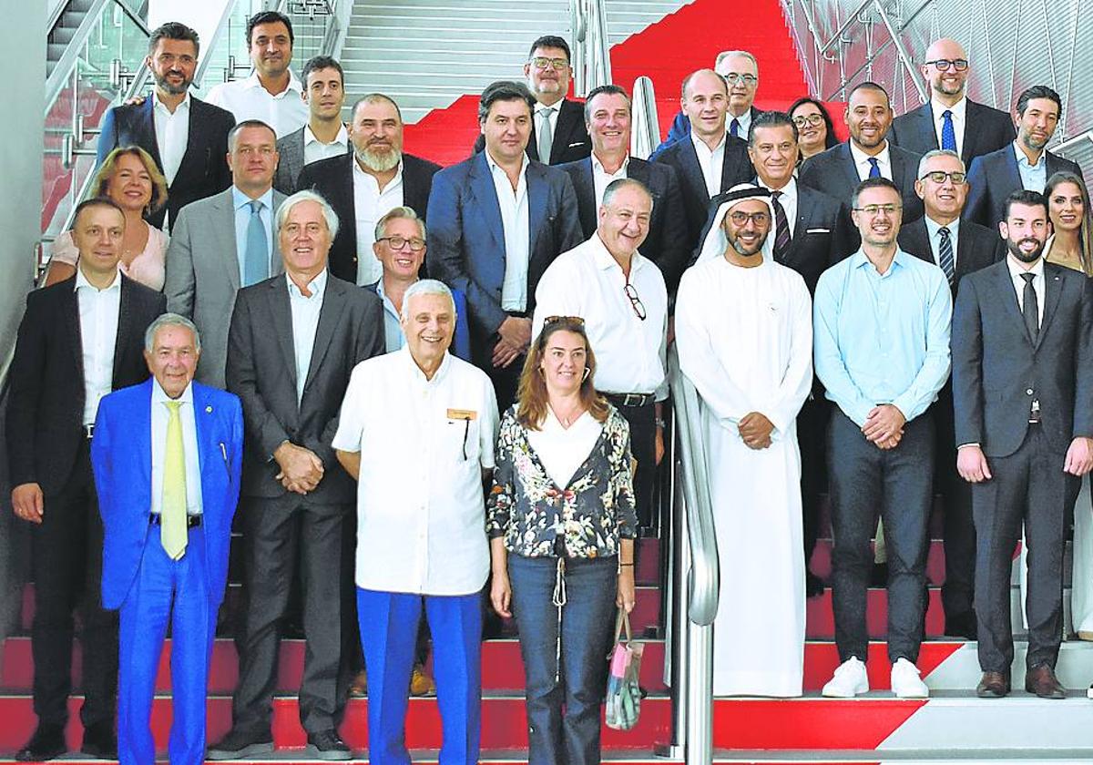Representantes de los clubes propietarios de la Euroliga, en su visital pasado octubre a Dubái.
