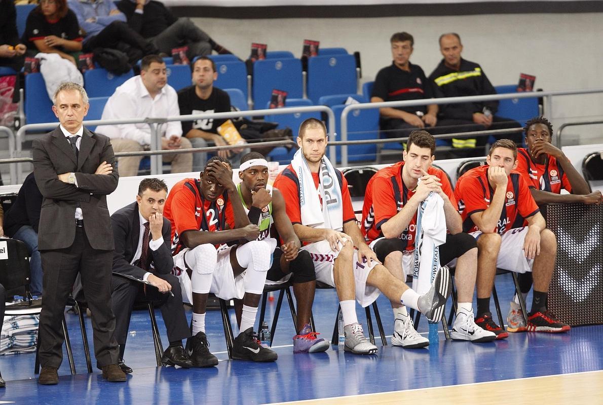 El Baskonia cesa a Crespi tras la derrota ante el Estrella Roja