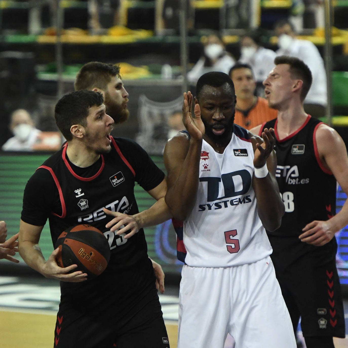 Fotos: El Bilbao Basket-Baskonia, en imágenes