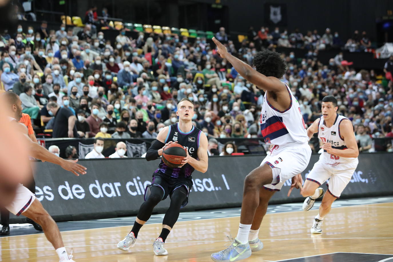 Fotos: Las imágenes del Bilbao Basket - Baskonia