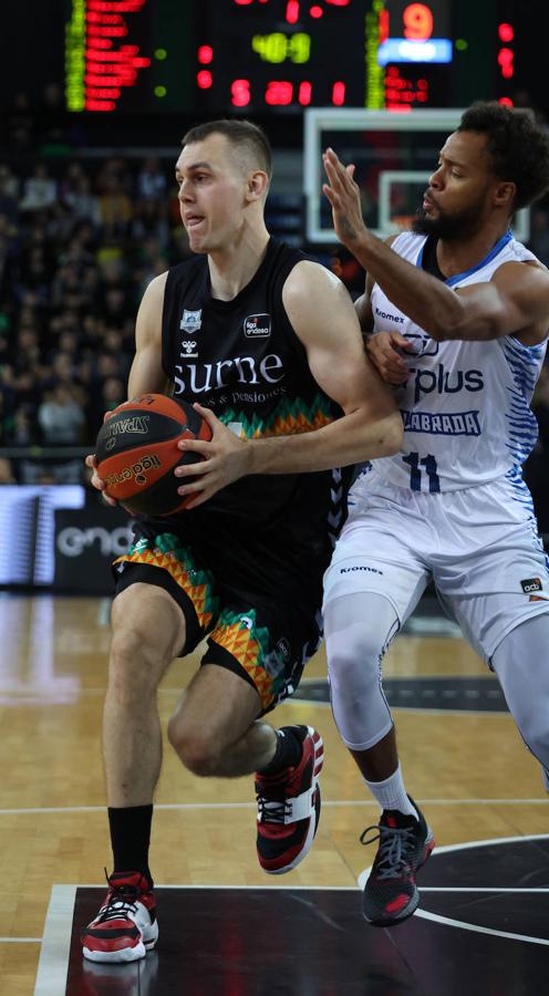 Fotos: Las mejores imágenes del Bilbao Basket frente al Fuenlabrada