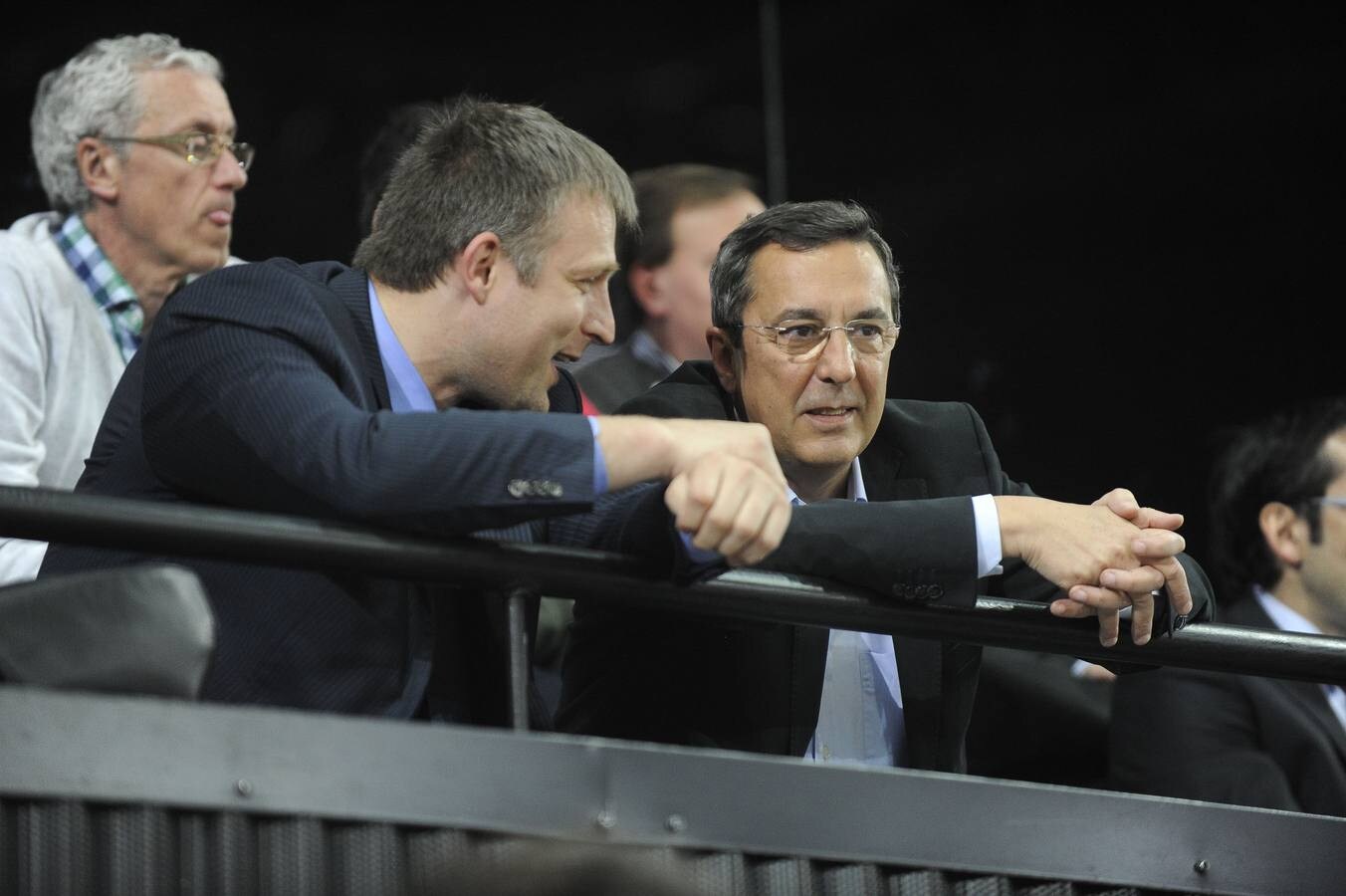 José Luis Bilbao junto al actual presidente del Bilbao Basket, Pedja Savovic. 