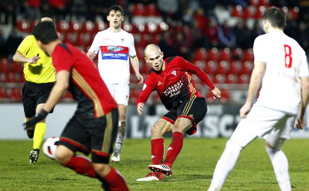 Jon Guridi disputó la última media hora ante el Langreo y su incorporación resultó decisiva. 