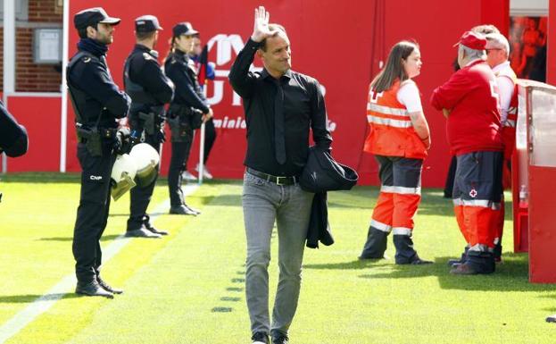 Etxeberria sigue una temporada más