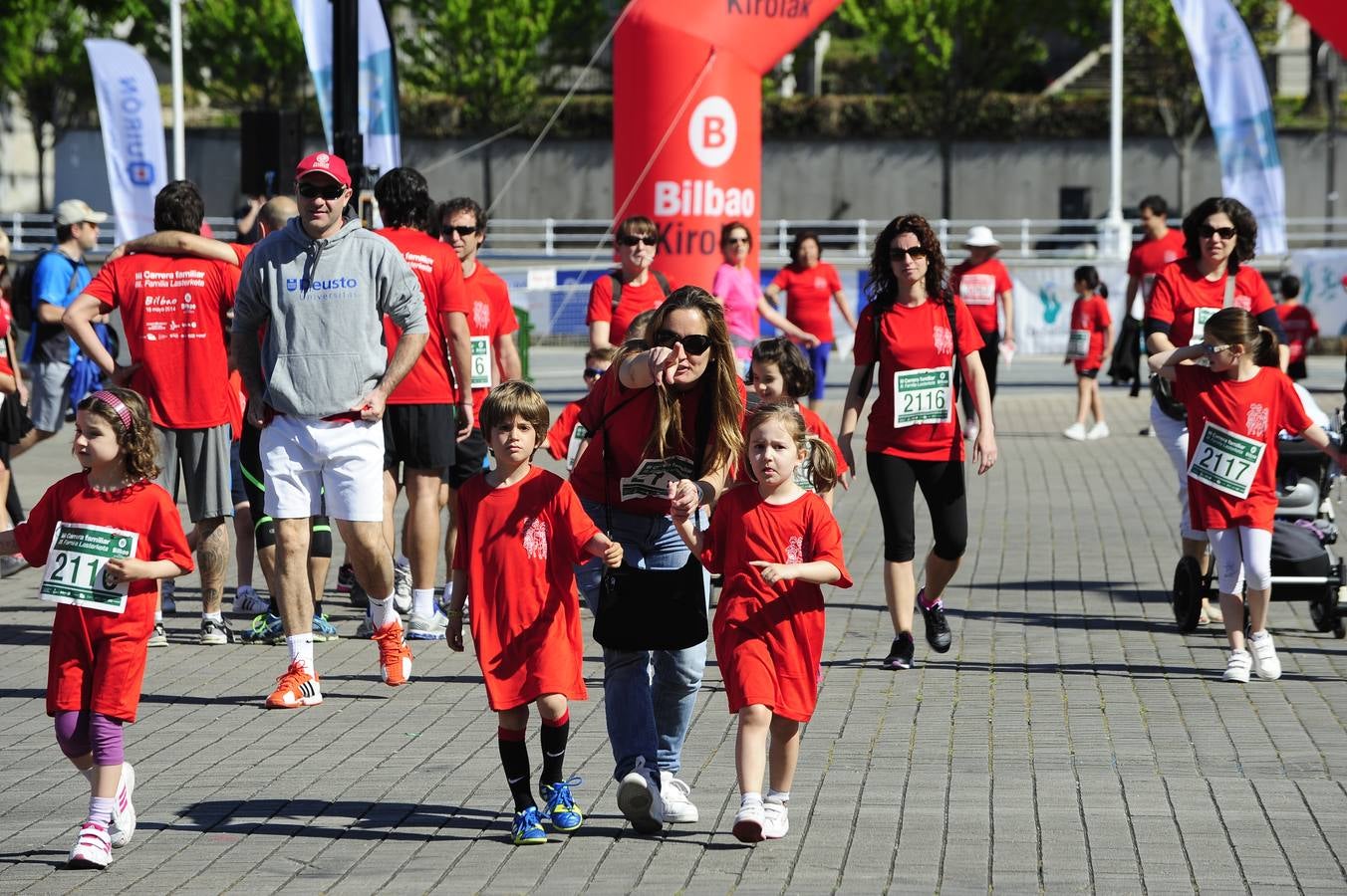 Las mejores imágenes de la III Carrera Familiar de Bilbao