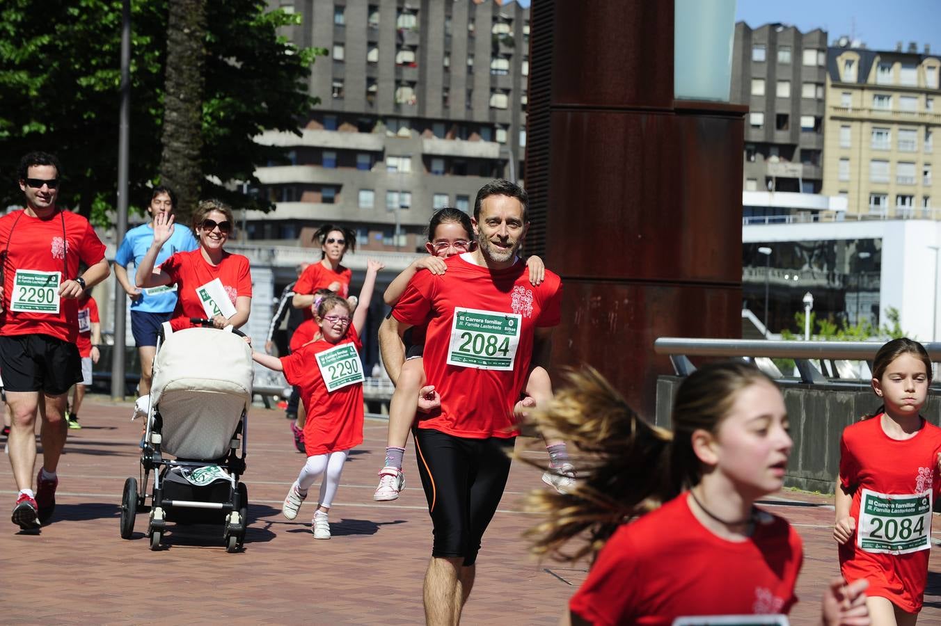 Las mejores imágenes de la III Carrera Familiar de Bilbao