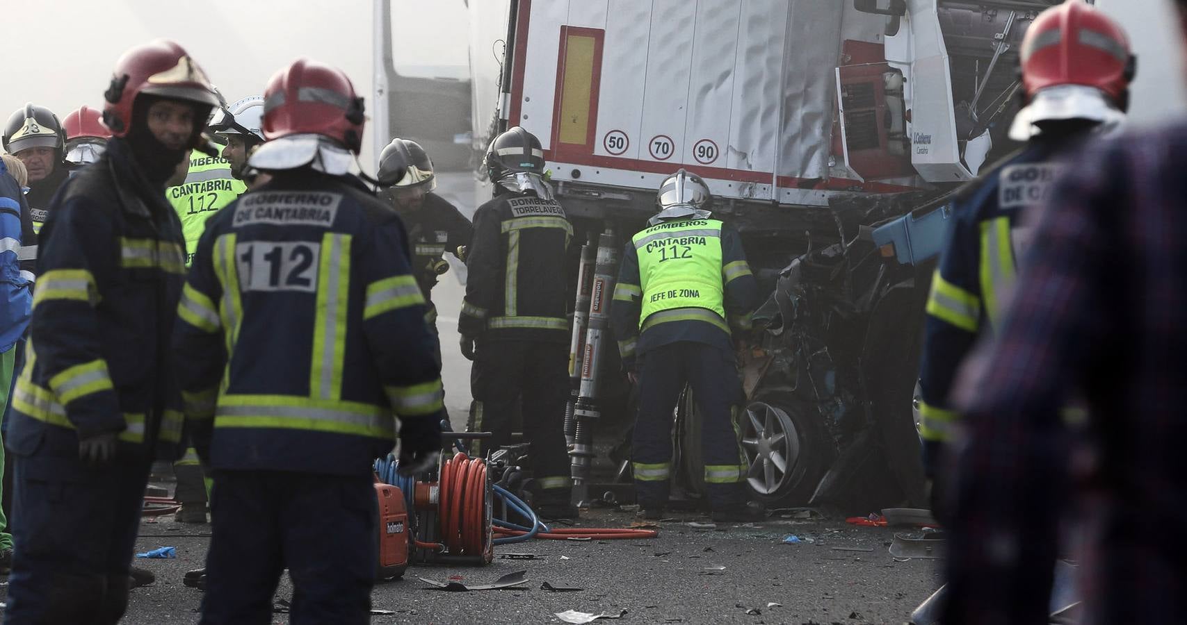 Grave accidente múltiple en la A-8 en Cabezón de la Sal