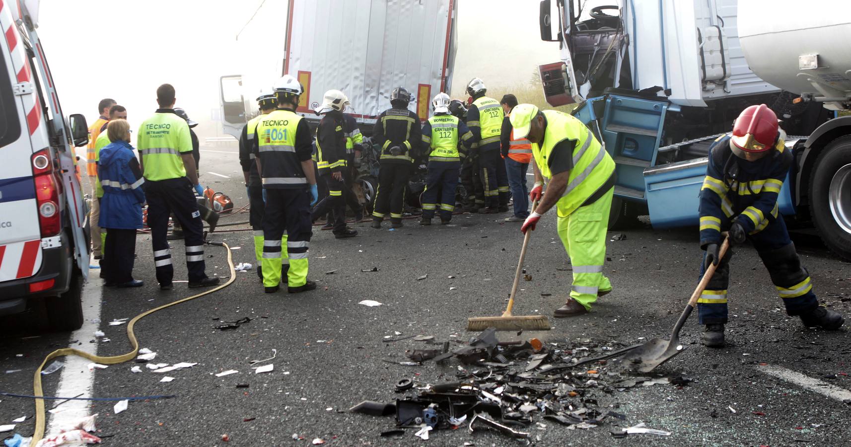 Grave accidente múltiple en la A-8 en Cabezón de la Sal