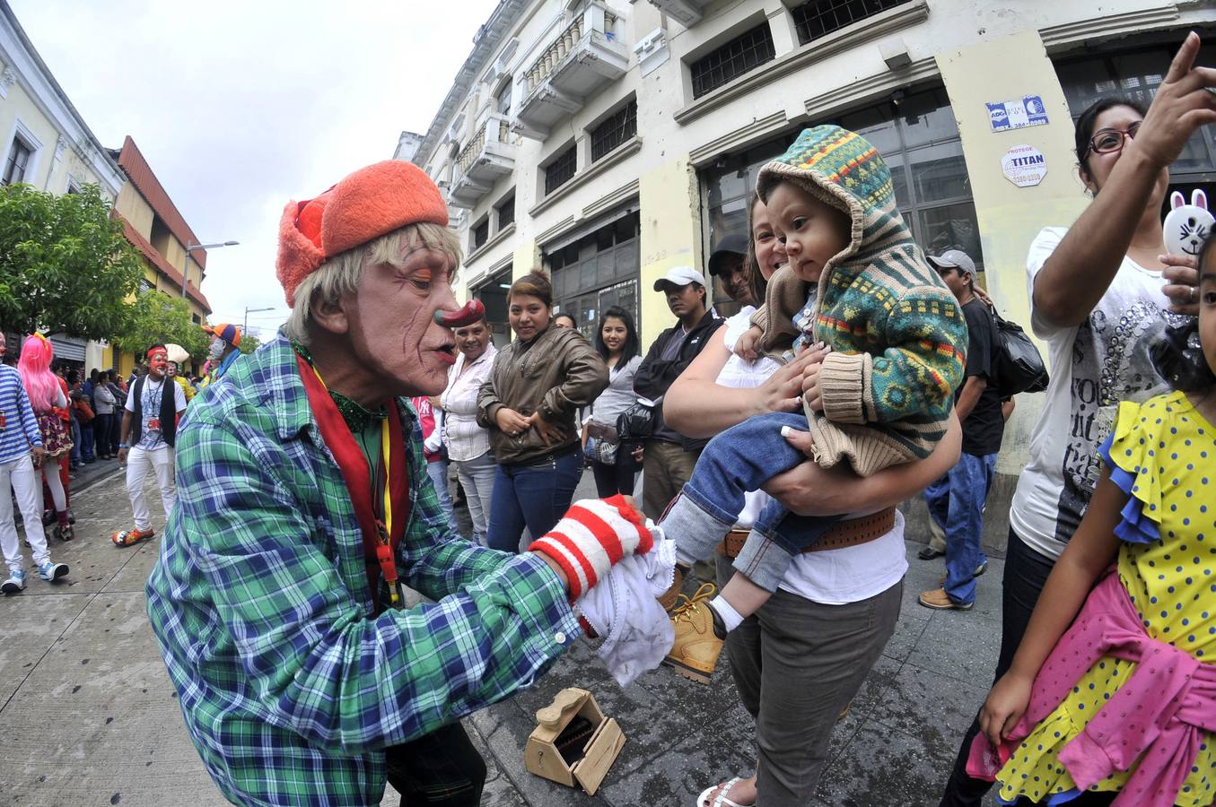Payasos de Latinoamérica y EEUU perfeccionan en Guatemala el arte de la risa