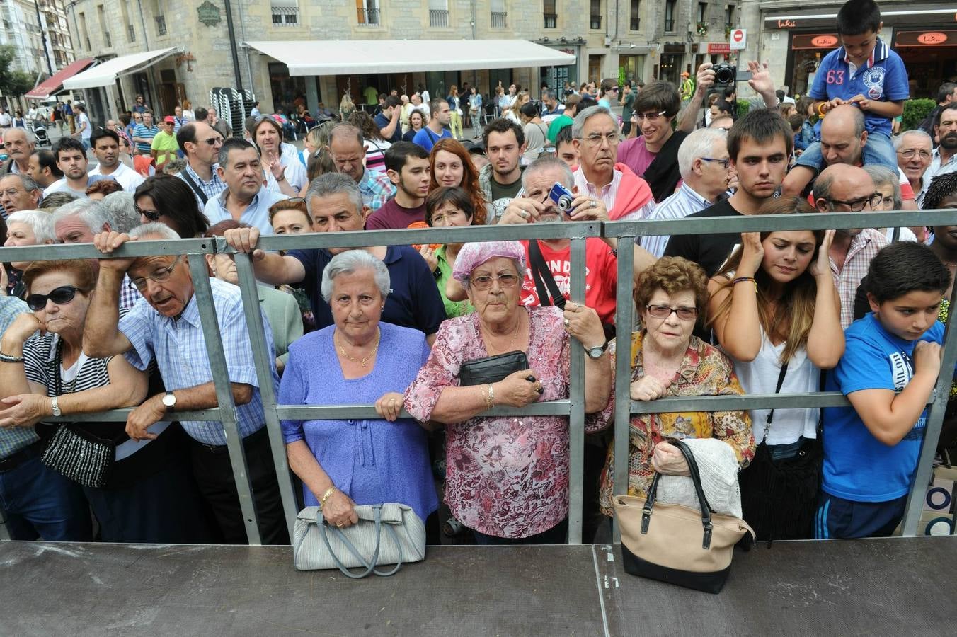 Vitoria logra cocinar la tortilla más grande del mundo