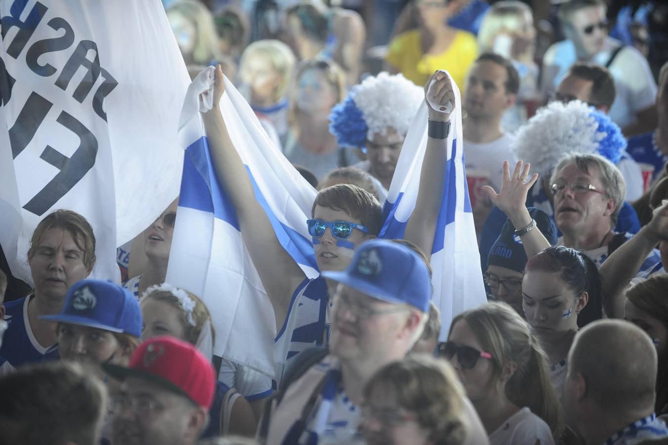 Una &#039;manada de lobos&#039; toma la noche vizcaína