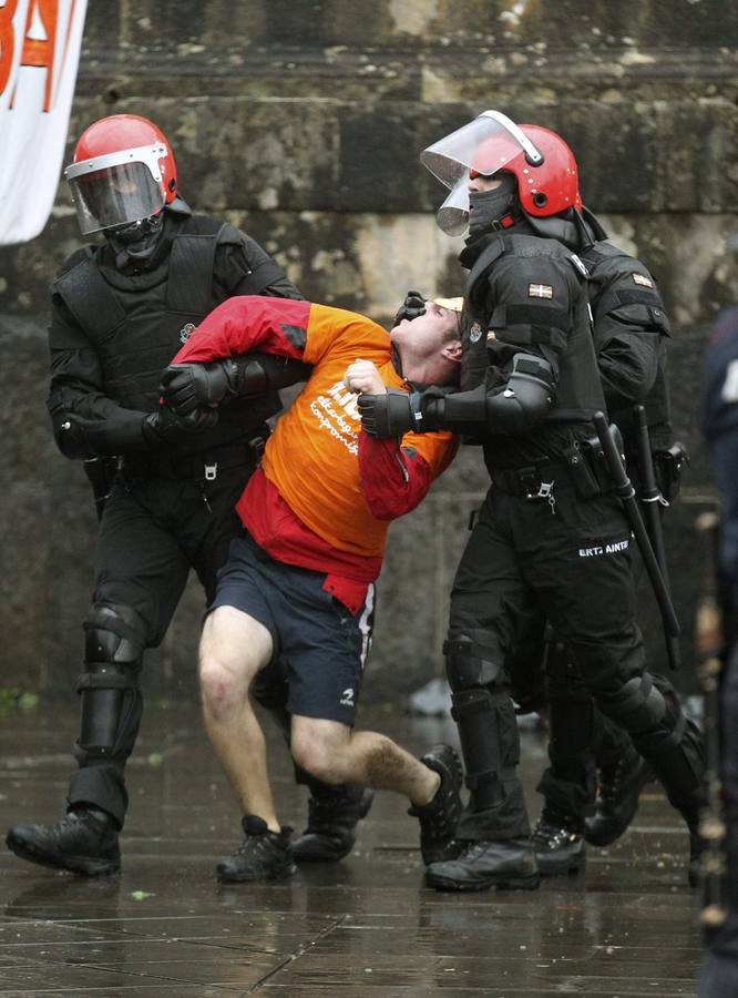 La Ertzaintza detiene a los cinco procesados de Segi