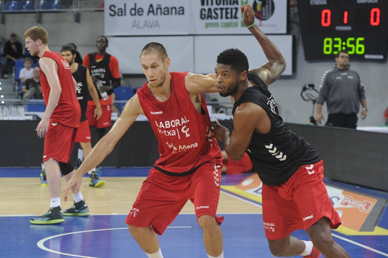 Primer entrenamiento abierto del Baskonia