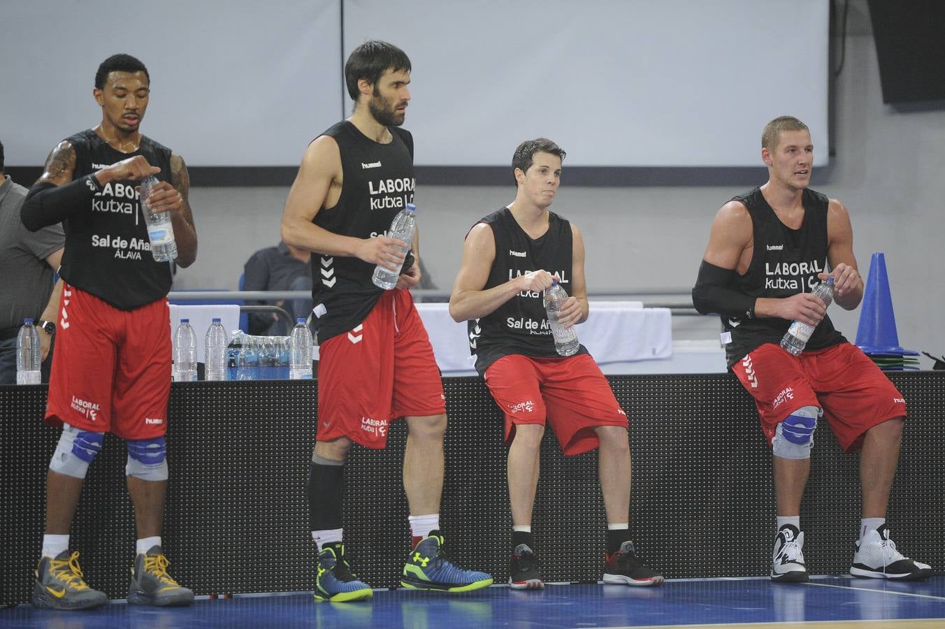 Primer entrenamiento abierto del Baskonia