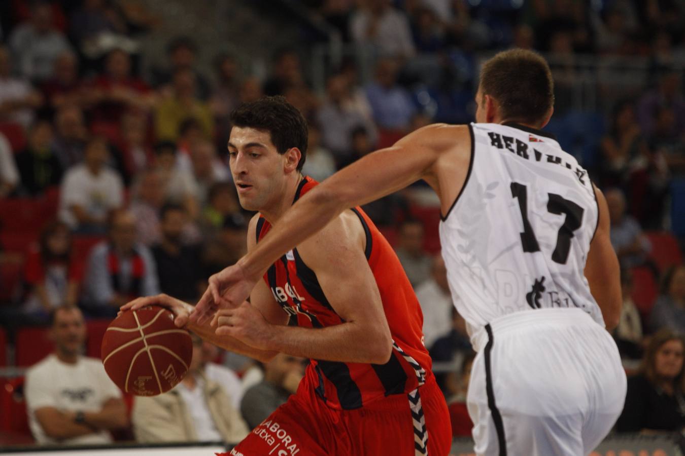 Las mejores imágenes del partido Laboral Kutxa-Bilbao Basket