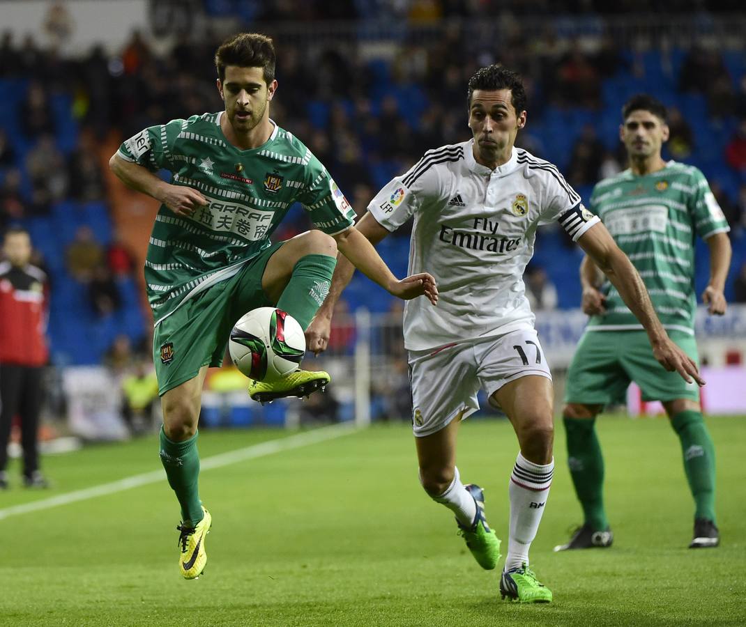 El Madrid golea al Cornellà